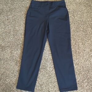 Lululemon City Sleek 7/8 Pant in 💙navy size 10💙 *defect*